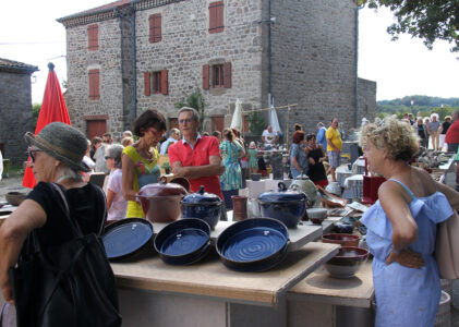 Marché de potiers ce Boffres 2023, les photographies