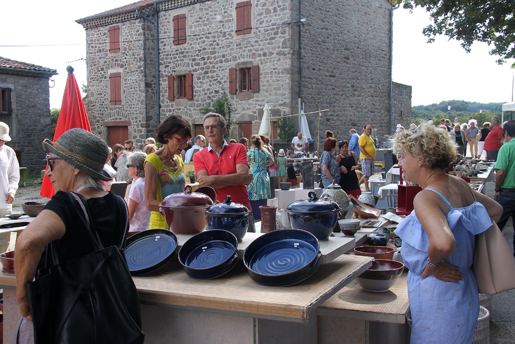 Marché de potiers ce Boffres 2023, les photographies